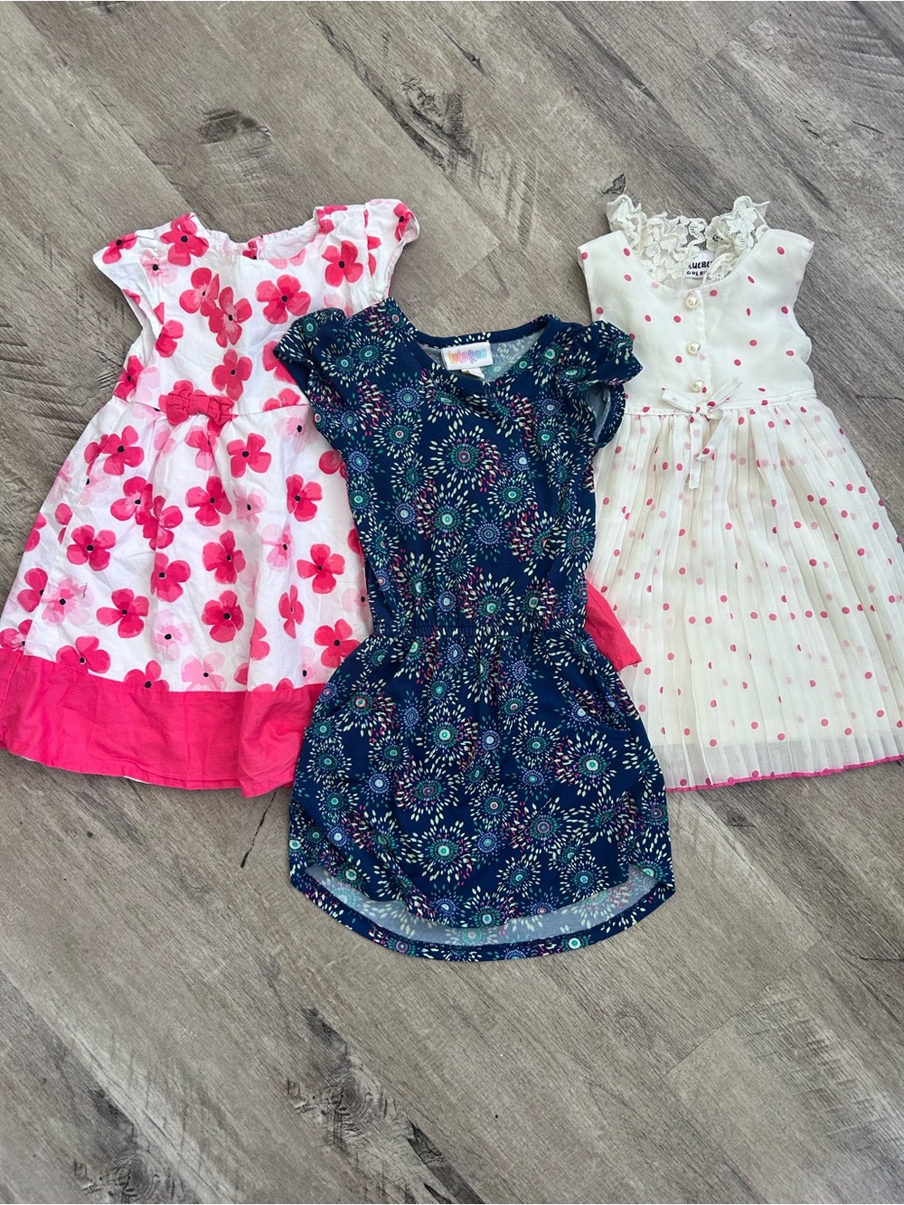 2T dress bundle